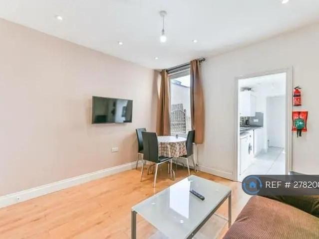 House for rent in Norbiton, Greater London