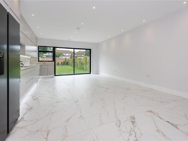 House for rent in Elstree and Borehamwood, Borehamwood