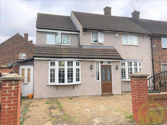 House for rent in Harold Hill, Greater London
