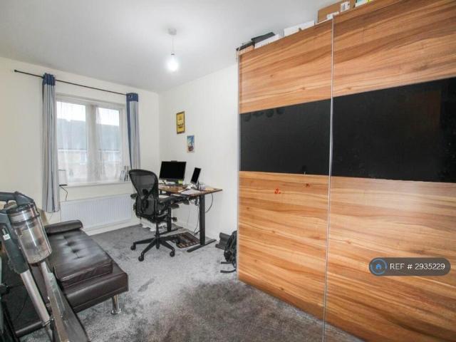 House for rent in Hayes, Greater London