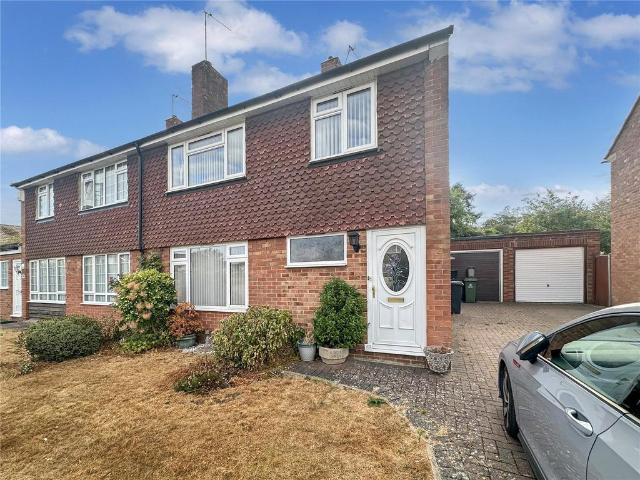 House for rent in Swallow, Buckinghamshire
