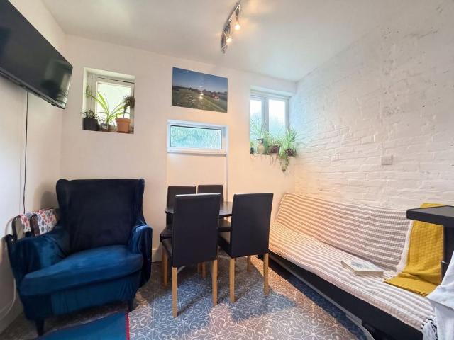 House for rent in London Borough of Hillingdon, Greater London