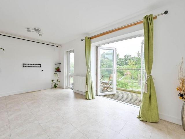 House for rent in Westfield, Woking