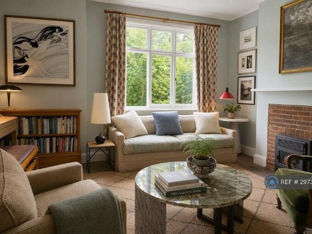 House for rent in Red Hill, Surrey