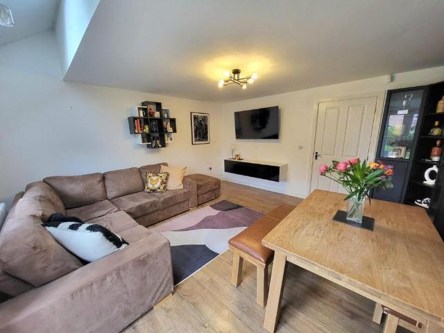 House for rent in Heaton Moor, Greater Manchester