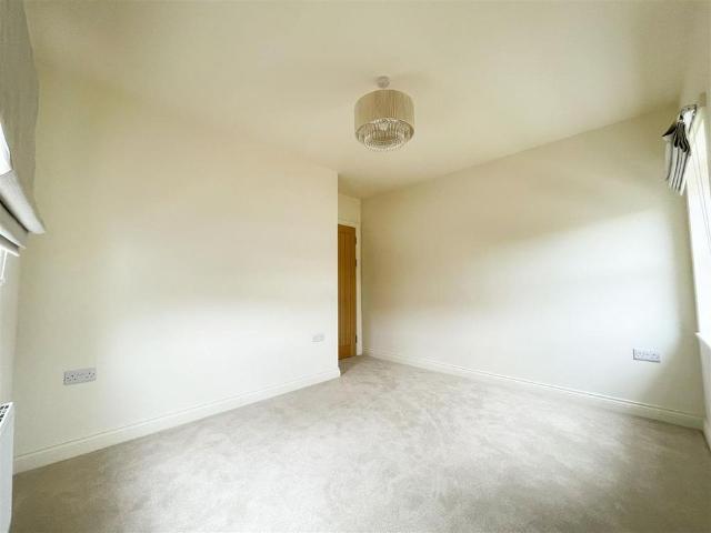 House for rent in Westminster, Victoria