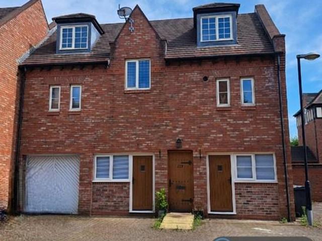 House for rent in Burtonwood and Westbrook, Warrington