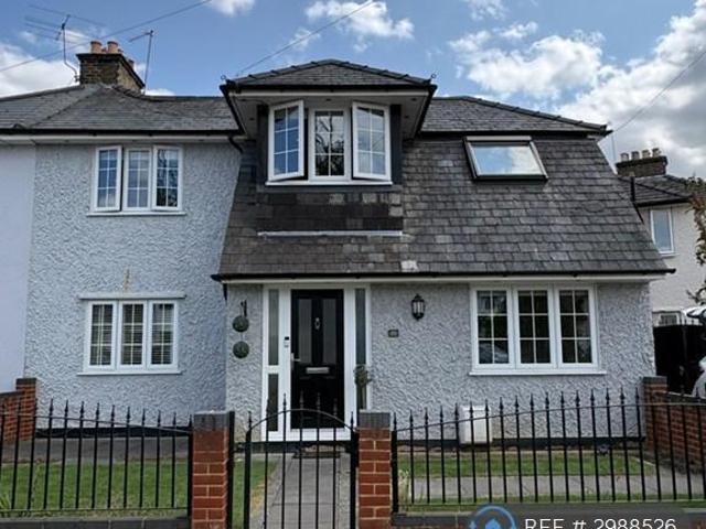 House for rent in Hampton, Greater London