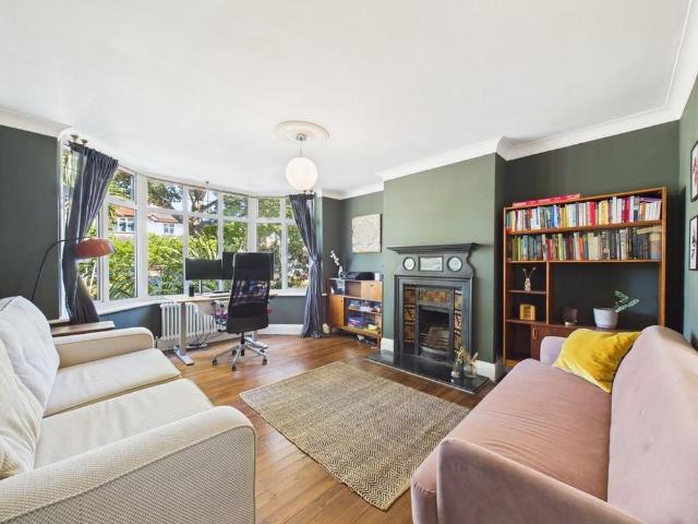 House for rent in Fishersgate, West Sussex