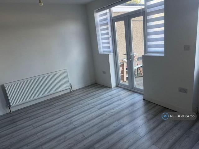 House for rent in Collier Row, Greater London