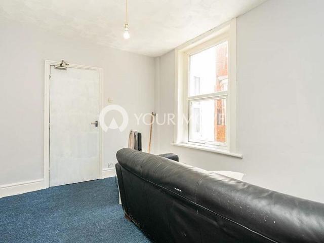 House for rent in The Polygon, City Of Southampton