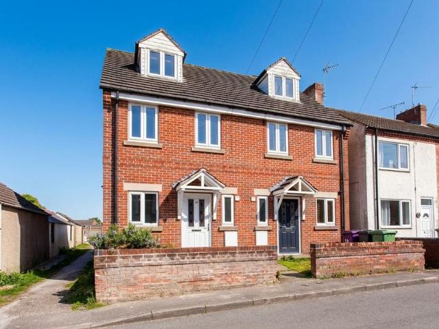 House for rent in Elmton, East Midlands