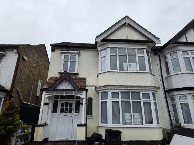 House for rent in Gants Hill, Greater London