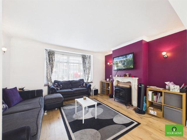 House for rent in Rush Green, Greater London