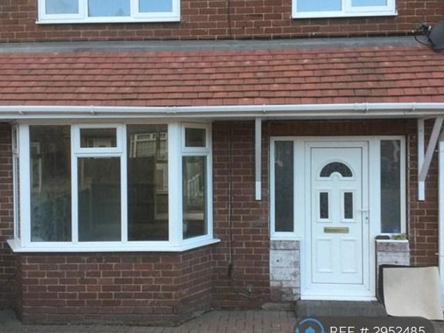 House for rent in New Rossington, South Yorkshire