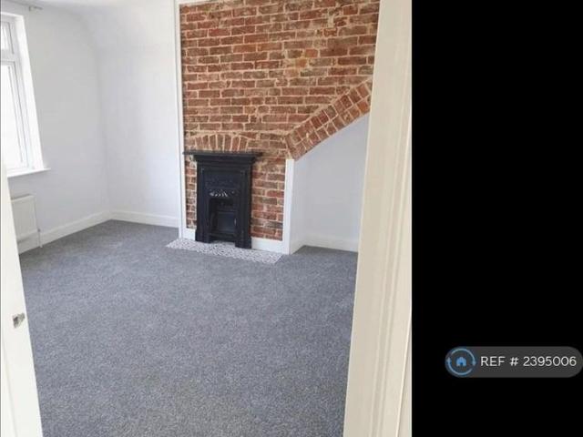House for rent in Wyke, Westborough