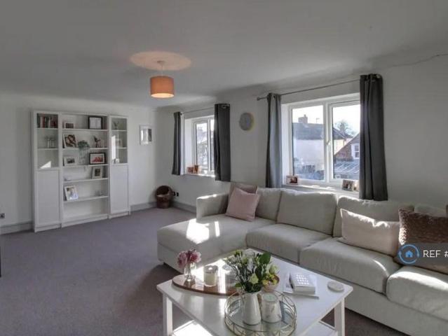 House for rent in Commercial End, Barway