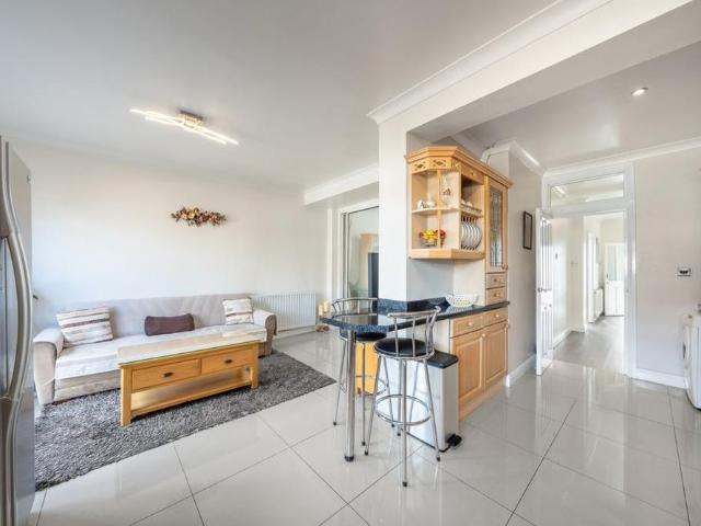 House for rent in London Borough of Hounslow, Greater London