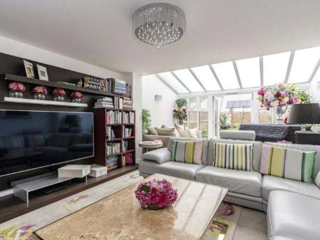 House for rent in Watermead