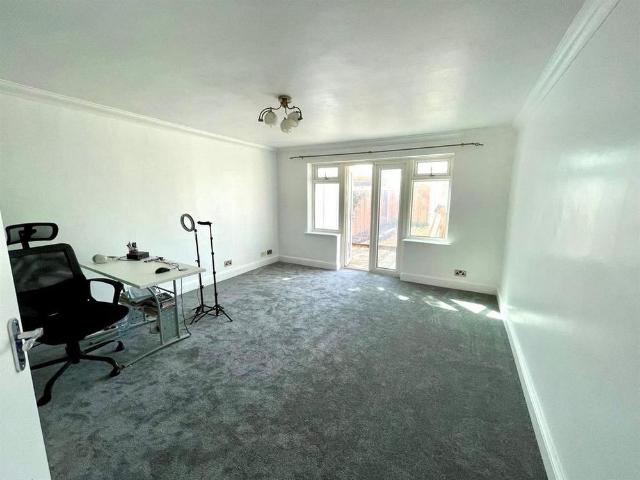 House for rent in Toddington, Clapham