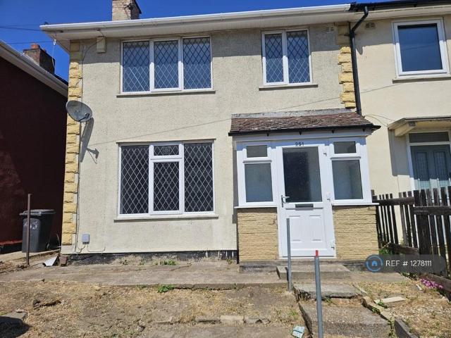 House for rent in New Parks, Old Wharf