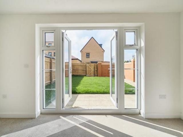 House for rent in Caldecott, Dromore