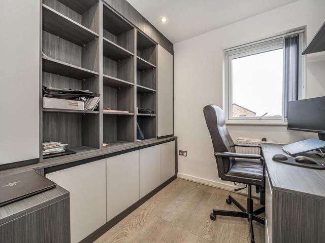 House for rent in Preston, Greater London