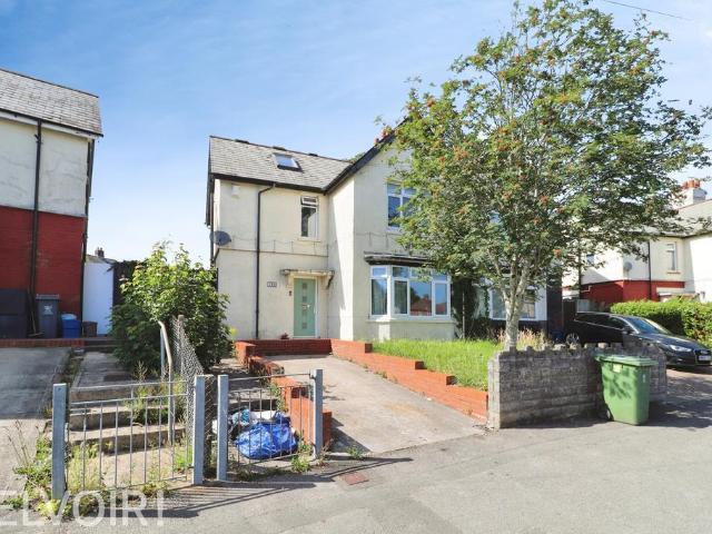 House for rent in Falcon Lodge, Wales