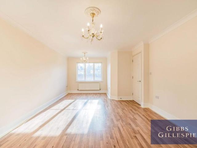 House for rent in Watford Rural, Batchworth