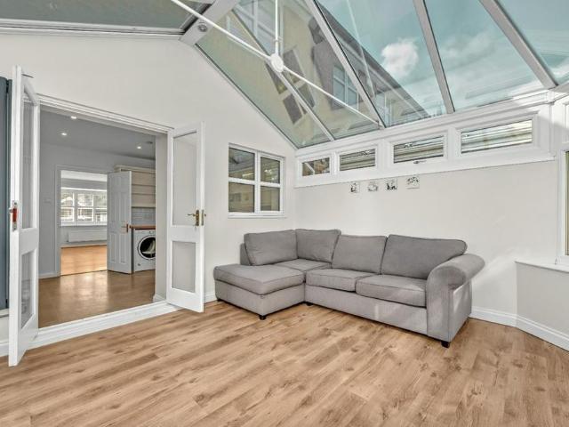 House for rent in Blackhills, Surrey