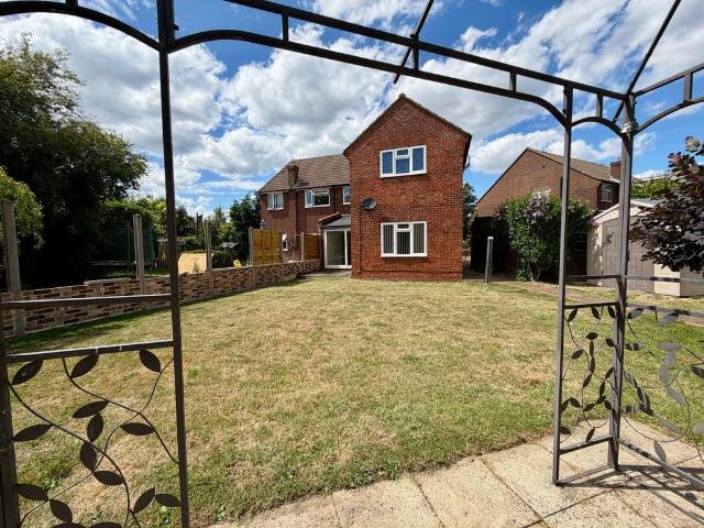 House for rent in Lower Halliford, Surrey
