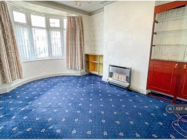 House for rent in Sparrow Farm, Greater London