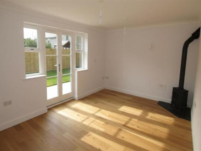 House for rent in St Clement's, The Slade