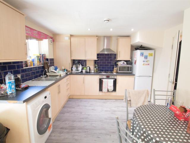House for rent in Beckett Park, Leeds