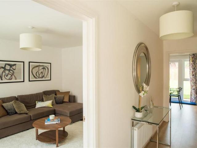 House for rent in Rossmore, Cheshire