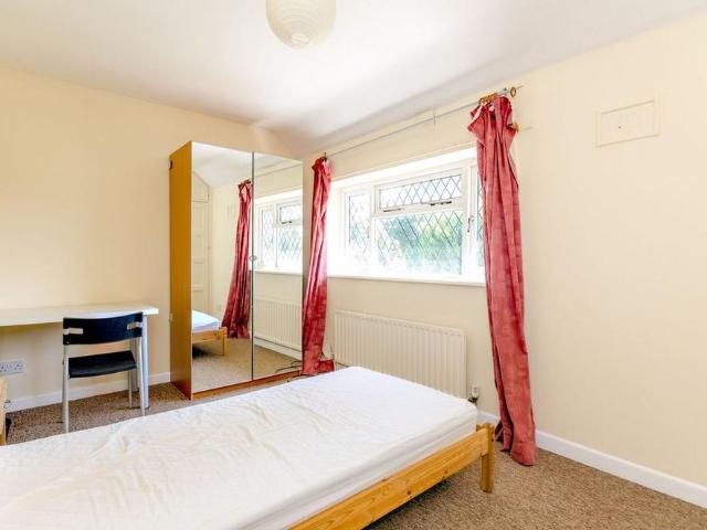 House for rent in Charlotteville, Guildford