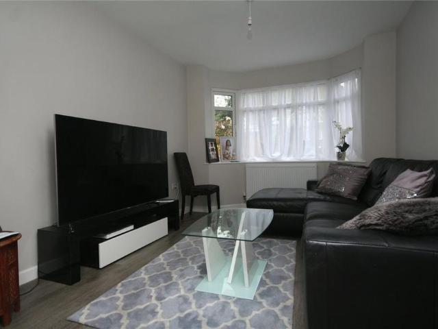 House for rent in Ewens Farm, Golden Valley