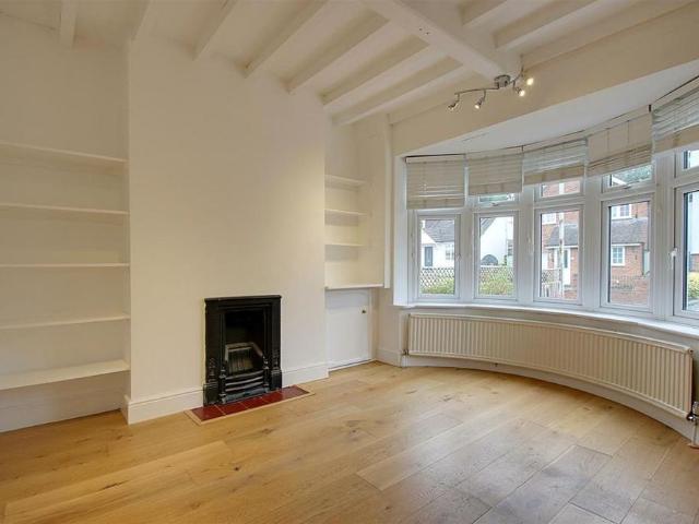 House for rent in Pouchen End, Hertfordshire