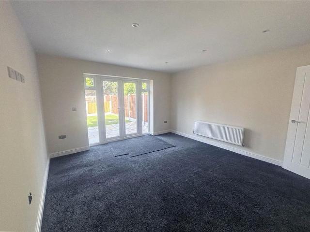 House for rent in Broomhill, Chadsmoor