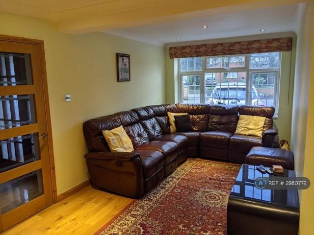 House for rent in Denham, Denham Green