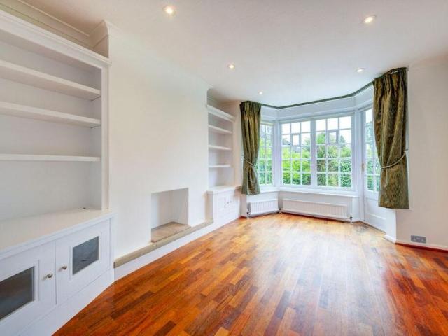 House for rent in Finchley, Greater London
