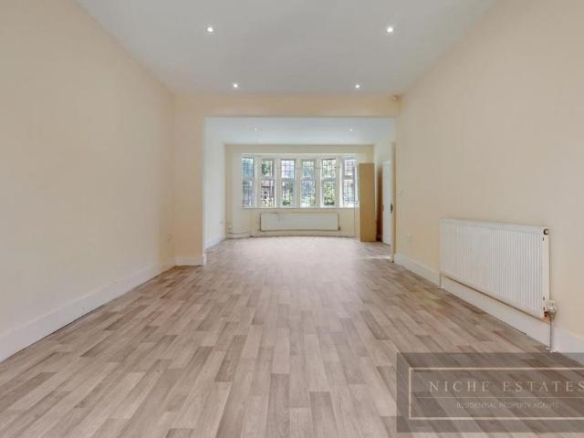 House for rent in London Borough of Barnet, Greater London