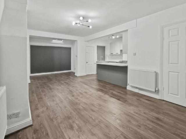 House for rent in Sedgley Park, Bury