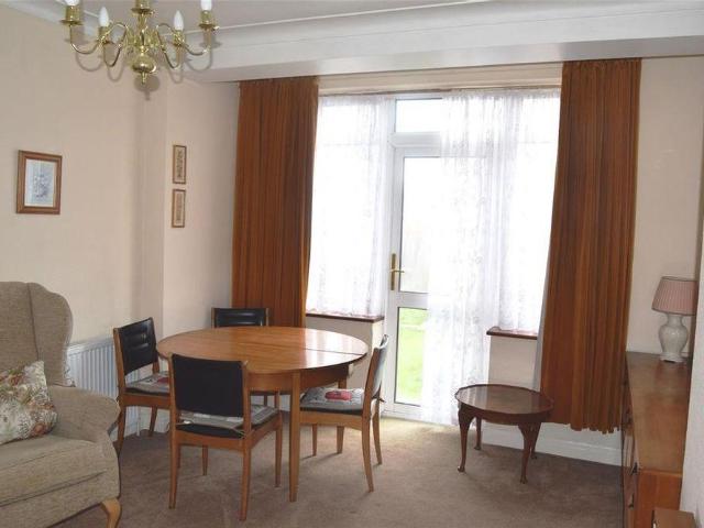 House for rent in London Borough of Ealing, Hanwell