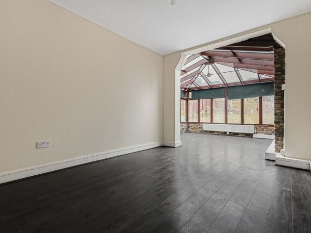 House for rent in London Borough of Croydon, Purley