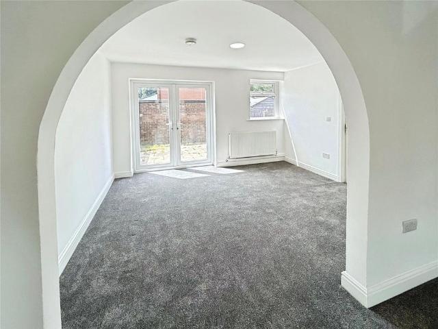 House for rent in Calderstones