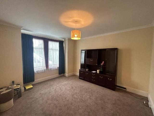 House for rent in London Borough of Ealing, Greater London