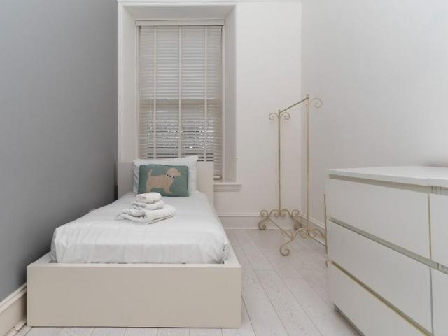 House for rent in City Centre, Ballindoch