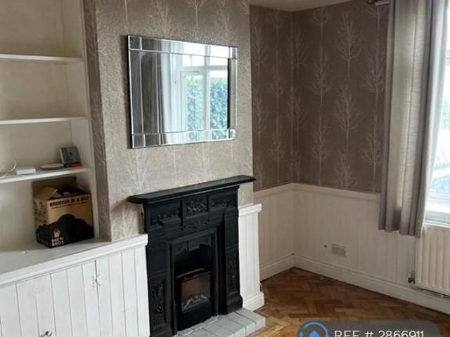 House for rent in Winshill, Beamhurst
