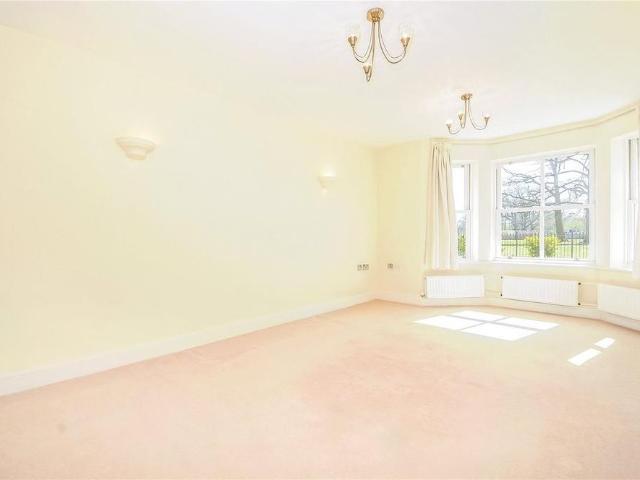 House for rent in Clewer Village, Windsor